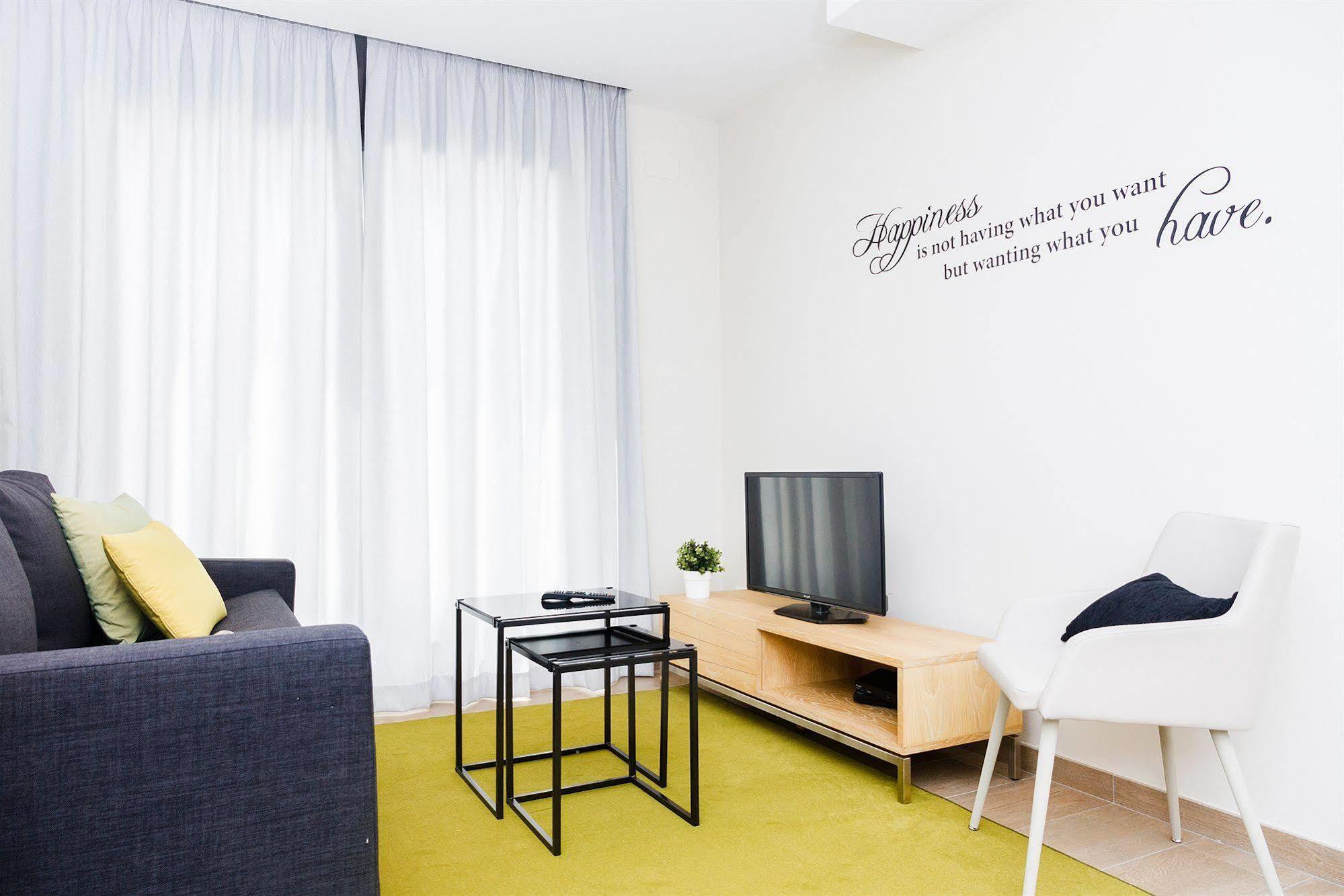 Feelathome Plaza * Barcellona