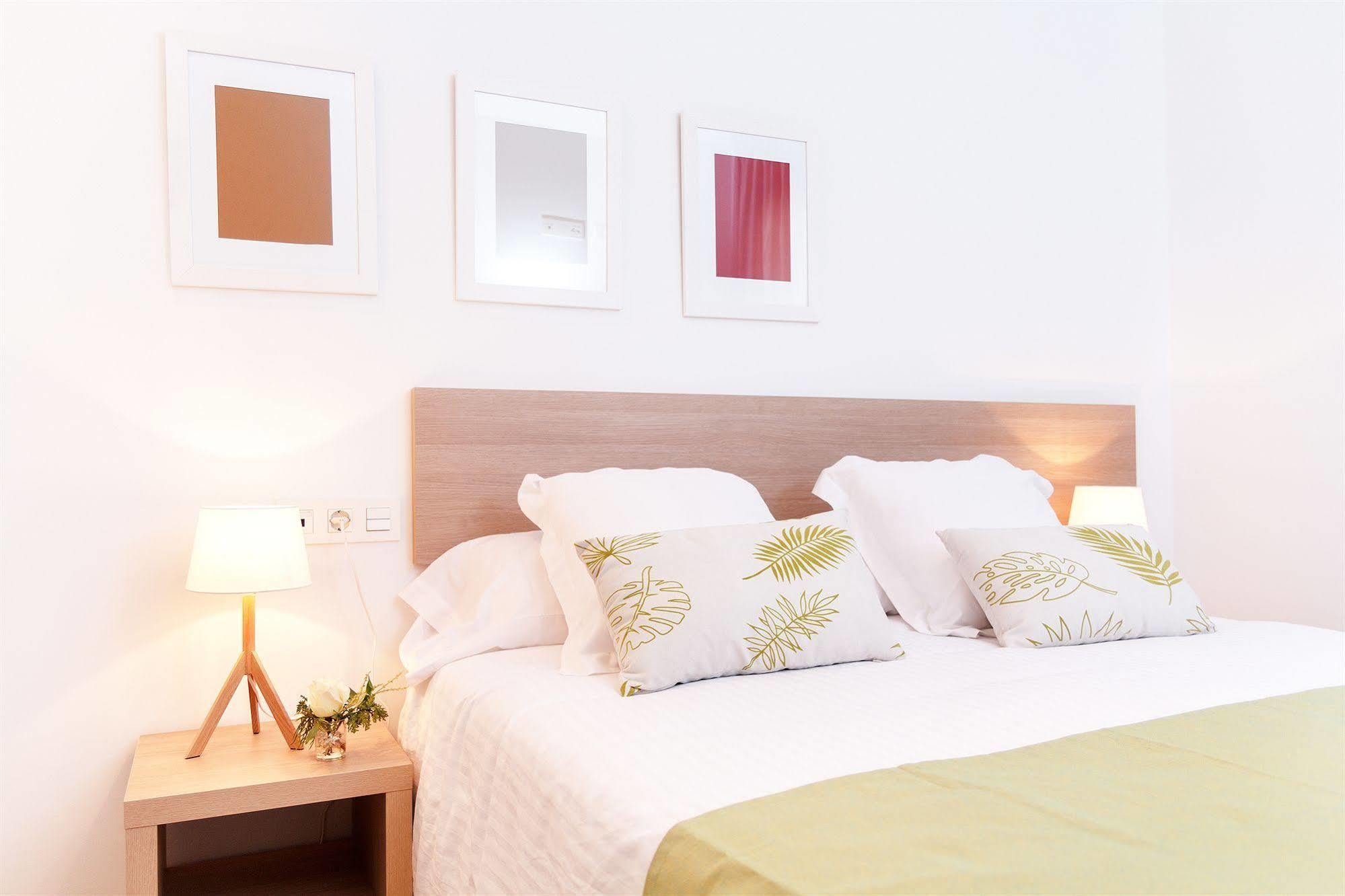 Feelathome Plaza * Barcellona